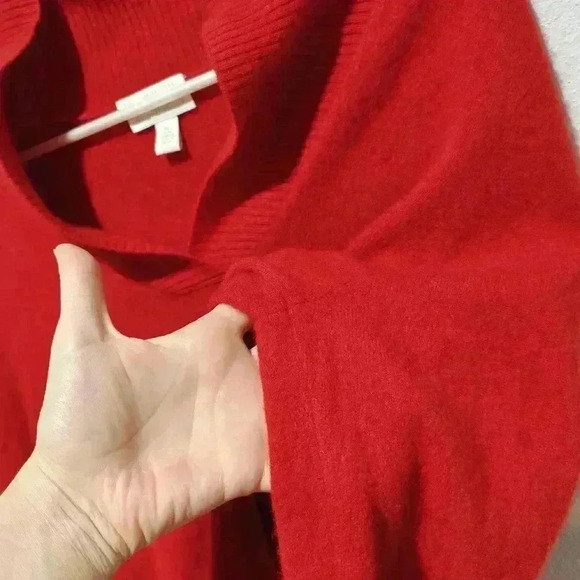 Cashmere Sweater Charter Club XL V-Neck Red Soft Like New - Picture 5 of 7
